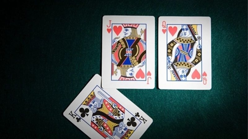 JQK Trong Xì Dách Là Bao Nhiêu Điểm Khi So Bài? Bạn Cần Biết