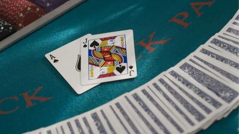 Quắc Trong Xì Dách Là Gì? Trường Hợp Bị Xử Thua Ngay